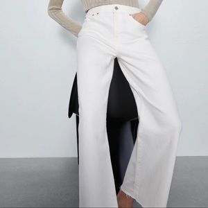 High waisted wide leg mom jeans from Zara!